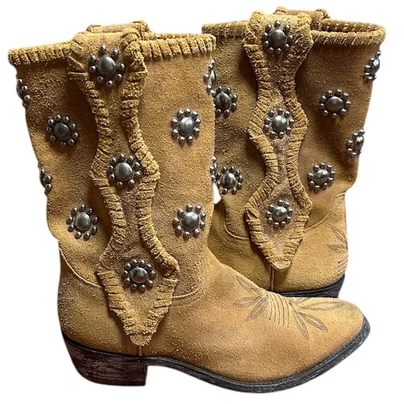 Old Gringo Silver Round Studded Suede Boots Tan size 7.5 - Picture 5 of 16